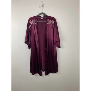 Secret Treasures woman Robe size M short sleeves